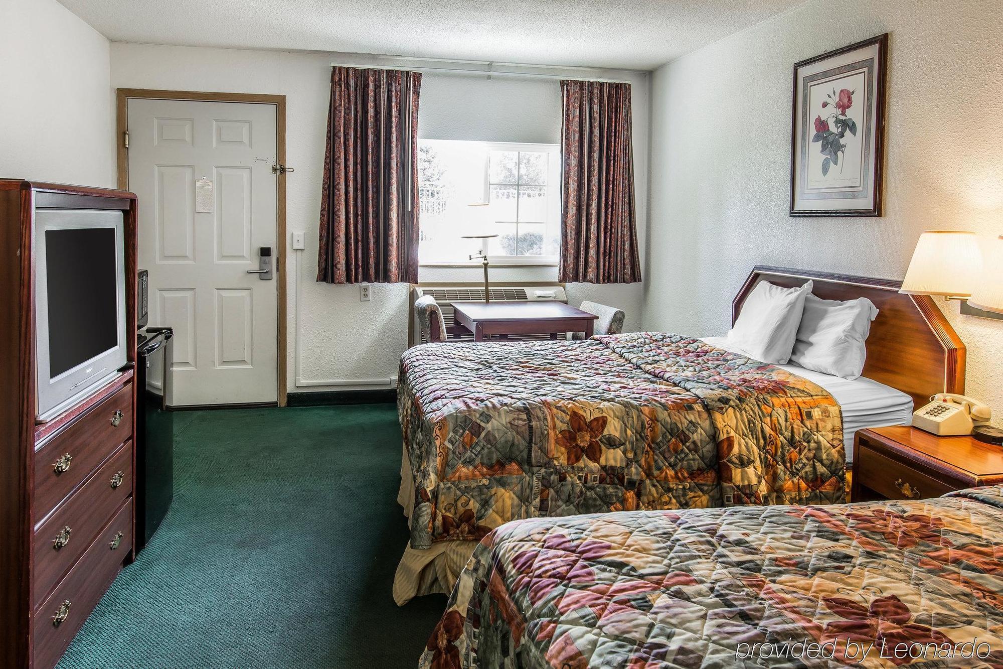 Econo Lodge & Suites سبوكين المظهر الخارجي الصورة