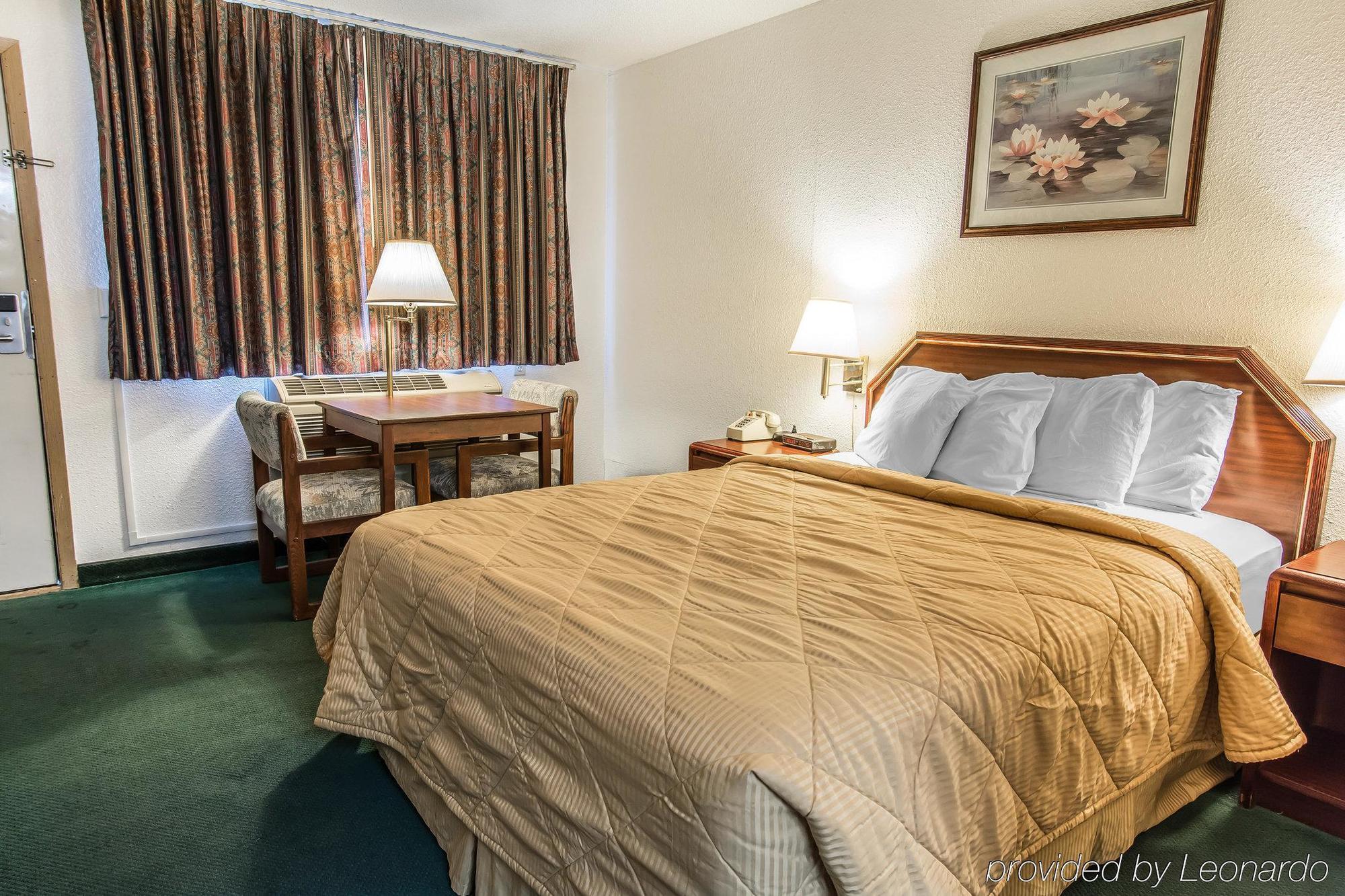 Econo Lodge & Suites سبوكين المظهر الخارجي الصورة